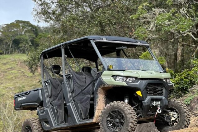 Plan Aventura en Can-am "Rio Manso sector el Hueco"